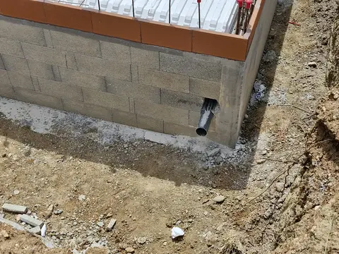 Canalisations sur chantier neuf — chantier KP Énergie à Perpignan (photo 2)