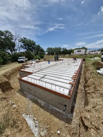 Canalisations sur chantier neuf — chantier KP Énergie à Perpignan (photo 3)