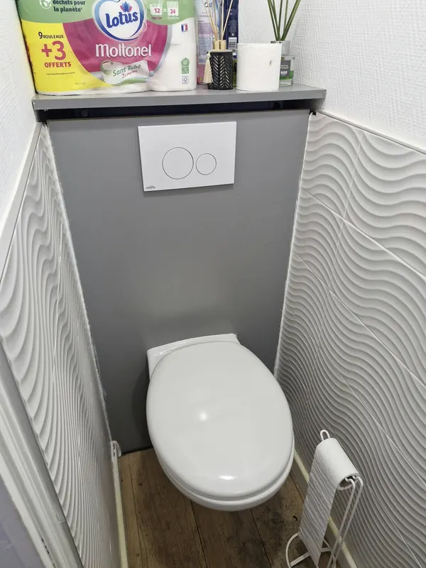Pose de WC suspendu réalisée par KP Énergie