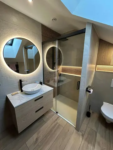 Salle de bain neuve — chantier KP Énergie à Perpignan (photo 1)